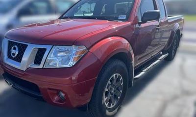 2017 Nissan Frontier SV