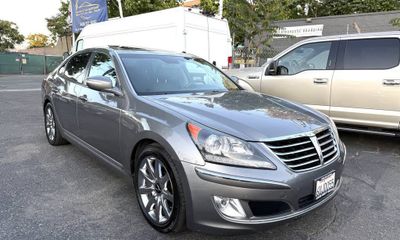 2011 Hyundai Equus GLS Middle Grade