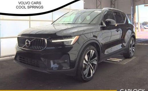 2024 Volvo XC40 Plus Bright