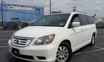 2010 Honda Odyssey EX With Leather