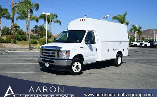 2023 Ford E-350 Base
