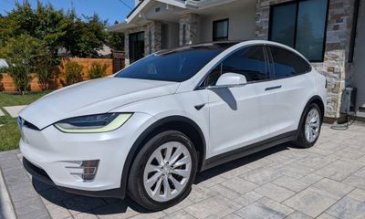 2020 Tesla Model X Performance