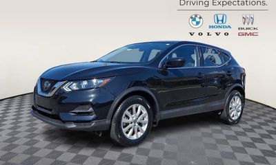 2022 Nissan Rogue Sport S