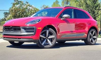 2023 Porsche Macan S