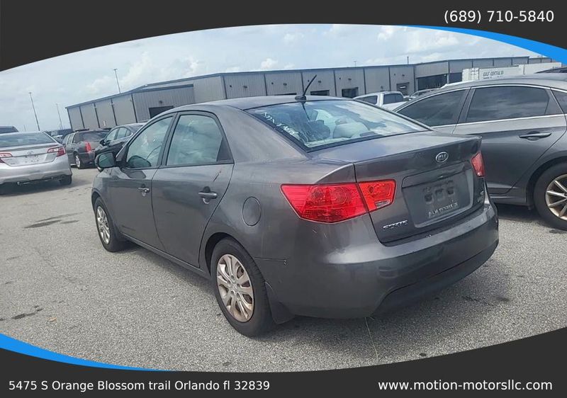 2013 Kia Forte — a typically priced live listing