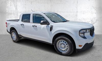 2025 Ford Maverick XL