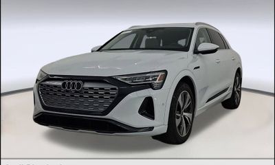 2024 Audi Q8 Quattro Premium Plus