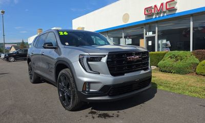 2026 GMC Acadia Elevation