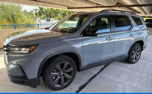 2023 Honda Pilot Sport
