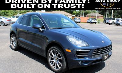 2018 Porsche Macan S