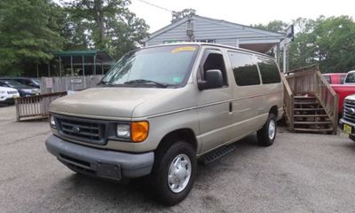 2007 Ford E-350 XL Wagon