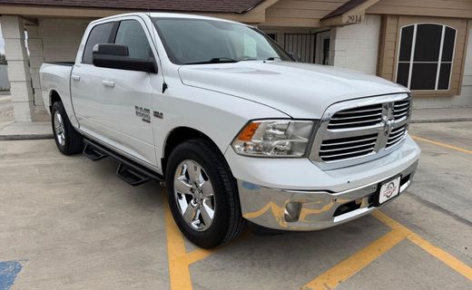 2019 Ram 1500 SLT
