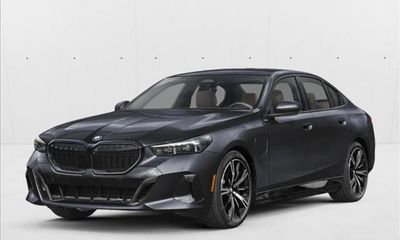 2027 BMW 550e xDrive