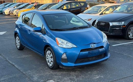 2014 Toyota Prius C TWO