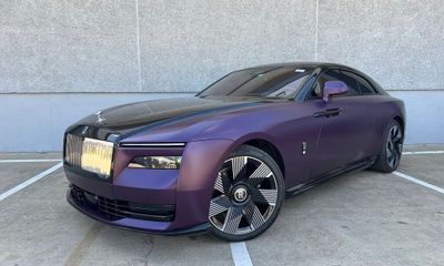 2024 Rolls-Royce Spectre RR