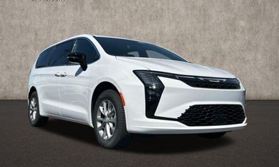 2027 Chrysler Pacifica Select
