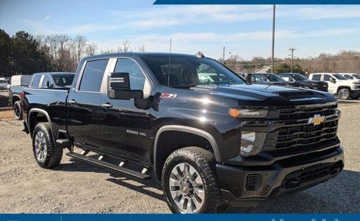 2026 Chevrolet Silverado HD Custom