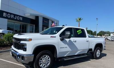 2025 Chevrolet Silverado HD LT