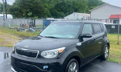2017 Kia Soul EV With Pano