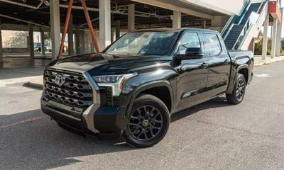 2022 Toyota Tundra Platinum