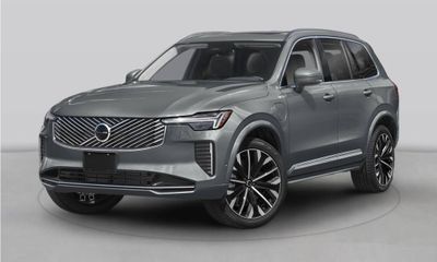 2026 Volvo XC90 Plus Bright