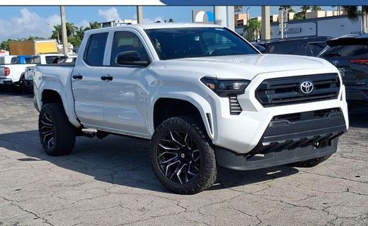 2024 Toyota Tacoma SR