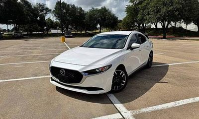 2019 Mazda MAZDA3 Preferred Sedan