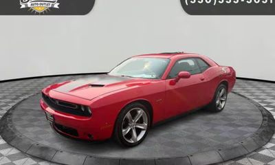 2015 Dodge Challenger SXT