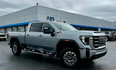 2026 GMC Sierra HD SLE