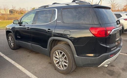 2018 GMC Acadia SLE 2