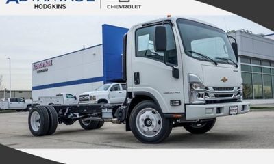 2025 Chevrolet LOW CAB Forward