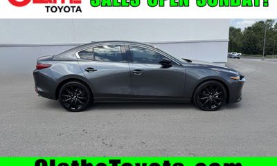 2022 Mazda MAZDA3 Premium Plus Package