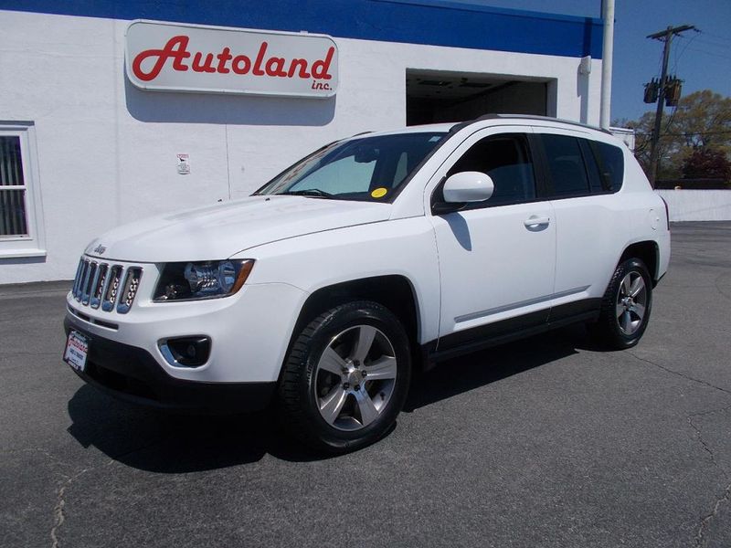 2017 Jeep Compass — a typically priced live listing