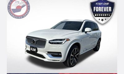 2024 Volvo XC90 Plus Bright