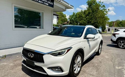 2017 Infiniti QX30 Premium