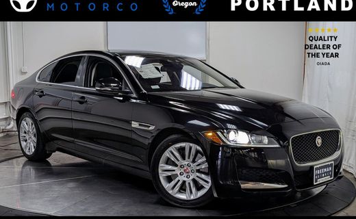2017 Jaguar XF Premium