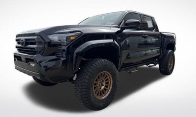 2025 Toyota Tacoma SR5