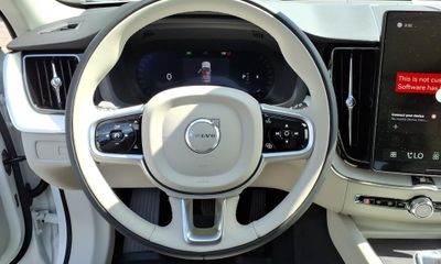 2026 Volvo XC60 Ultra Dark