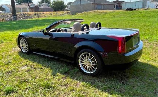 2008 Cadillac XLR
