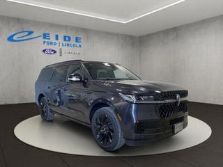 2027 Lincoln Navigator L Reserve