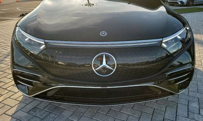 2023 Mercedes-Benz EQS-Class Sedan EQS