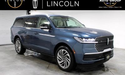 2027 Lincoln Navigator L Reserve