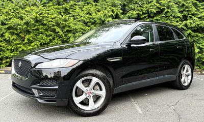 2018 Jaguar F-Pace S