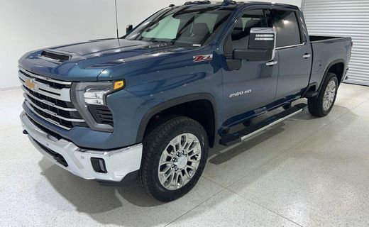 2025 Chevrolet Silverado HD LTZ