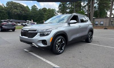 2024 Kia Seltos EX