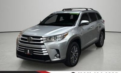 2019 Toyota Highlander SE XLE