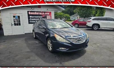 2011 Hyundai Sonata Middle Level