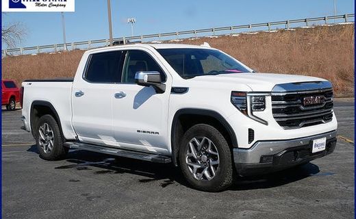 2023 GMC Sierra SLT