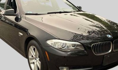 2012 BMW 528XI XI