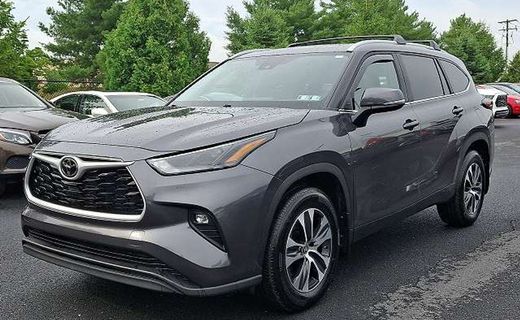 2024 Toyota Highlander XLE